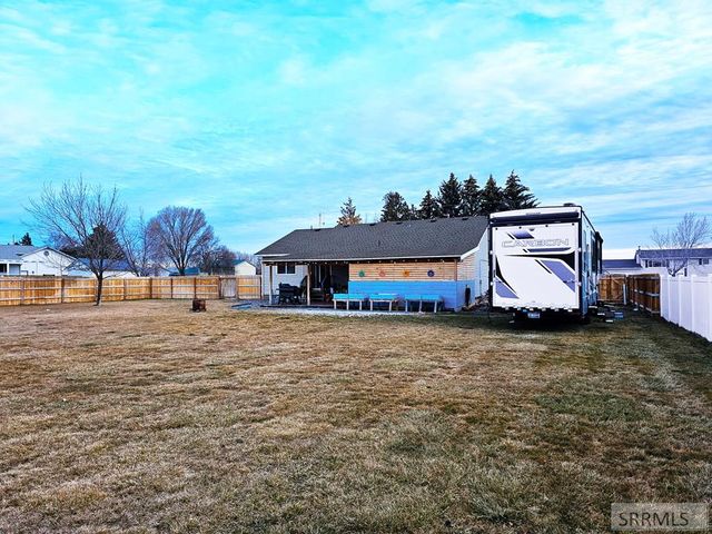 2665 E 97th N, Idaho Falls, ID 83401