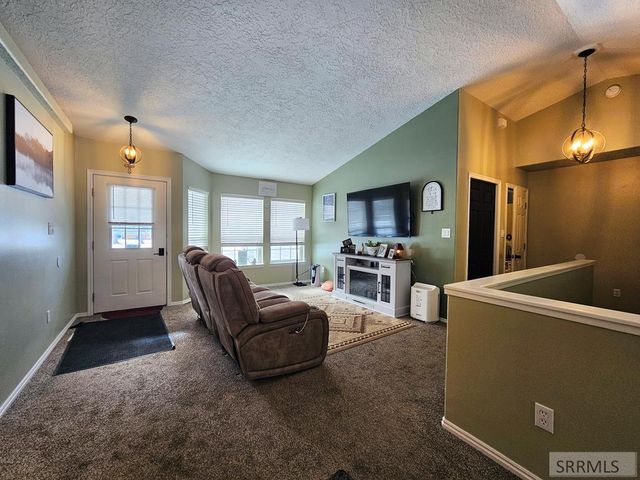 2665 E 97th N, Idaho Falls, ID 83401