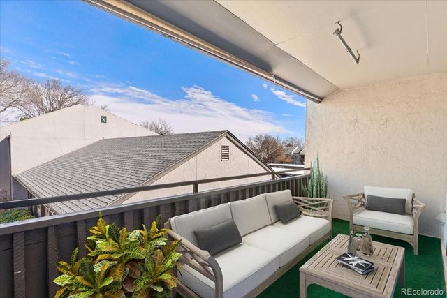 2301 E Fremont Avenue Y06, Centennial, CO 80122