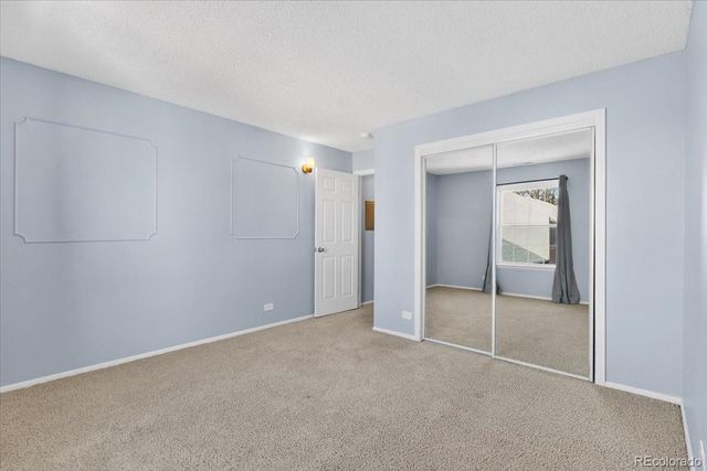 2301 E Fremont Avenue Y06, Centennial, CO 80122