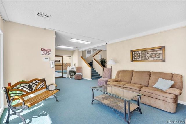 2301 E Fremont Avenue Y06, Centennial, CO 80122