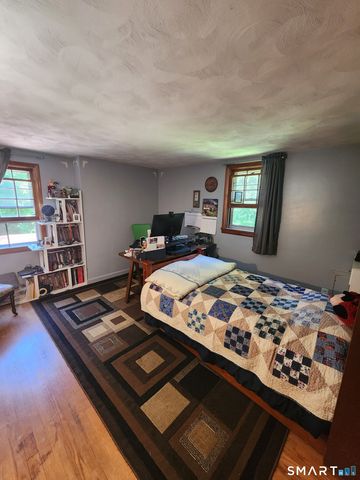 7 Pine Street, Norwich, CT 06360
