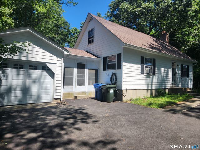 7 Pine Street, Norwich, CT 06360