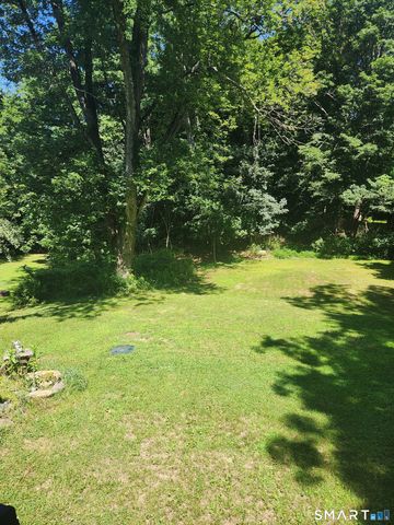 7 Pine Street, Norwich, CT 06360