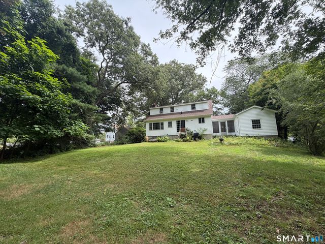 7 Pine Street, Norwich, CT 06360