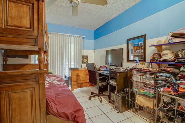 4364 NW 9th Avenue 16-3d, Deerfield Beach, FL 33064