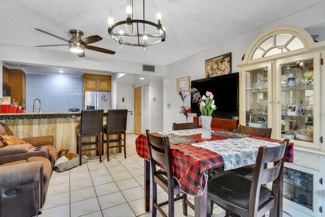 4364 NW 9th Avenue 16-3d, Deerfield Beach, FL 33064