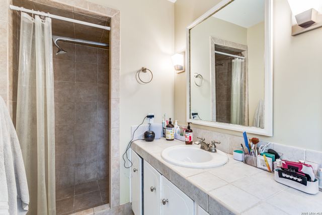 1315 Mount Vieja, San Antonio, TX 78213