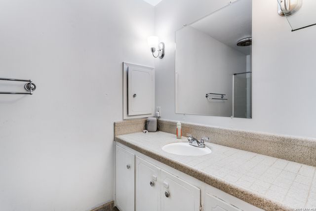 1315 Mount Vieja, San Antonio, TX 78213