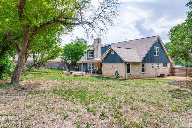 1315 Mount Vieja, San Antonio, TX 78213