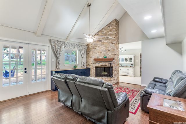 1315 Mount Vieja, San Antonio, TX 78213