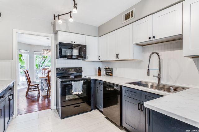 1315 Mount Vieja, San Antonio, TX 78213