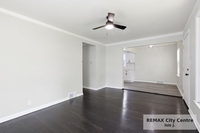 18985 Woodland Street, Harper Woods City, MI 48225