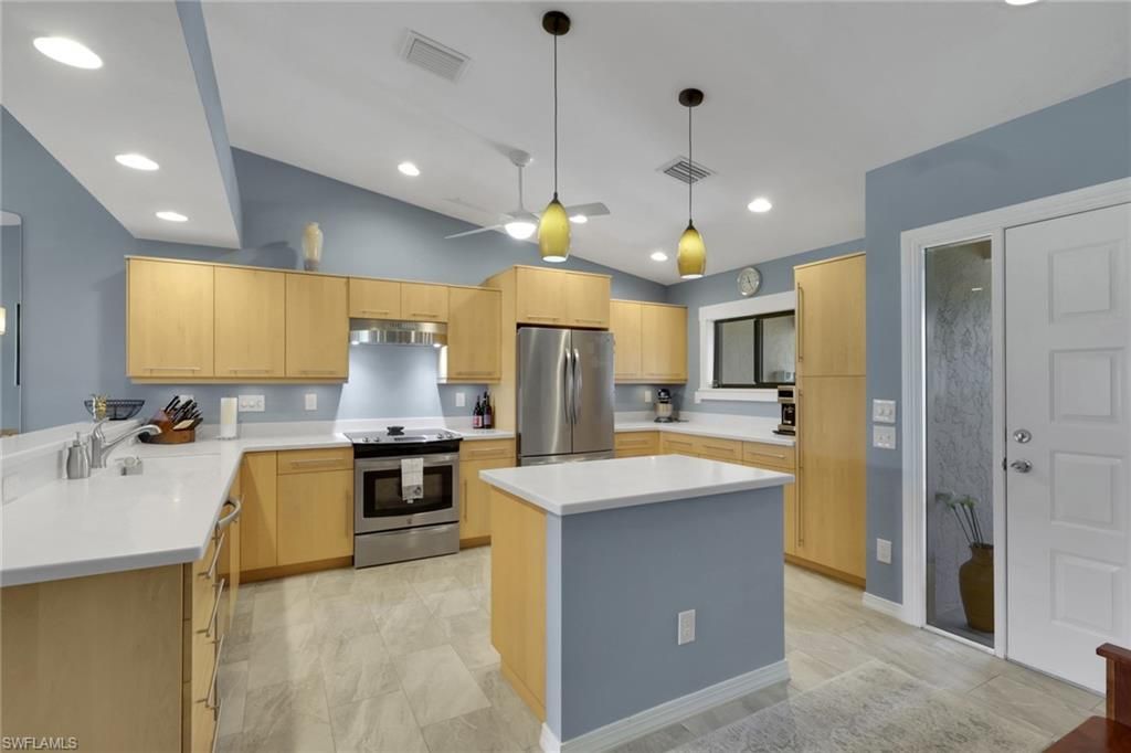 5376 Fox Hollow DR 711, NAPLES, FL 34104 — photo 3