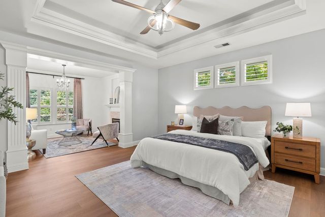 5101 Embassy Ln, Fair Oaks, CA 95628