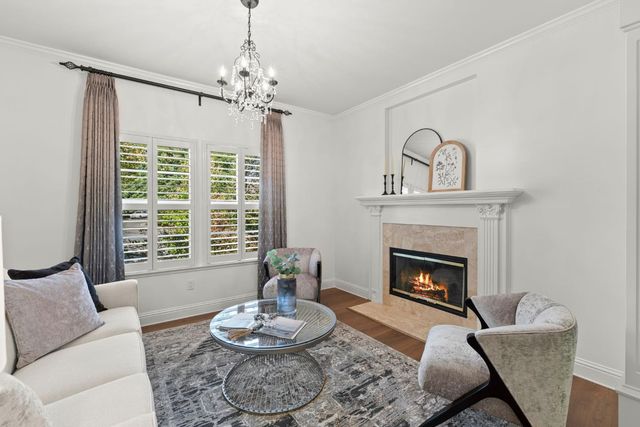 5101 Embassy Ln, Fair Oaks, CA 95628