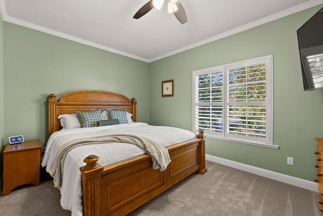 5101 Embassy Ln, Fair Oaks, CA 95628