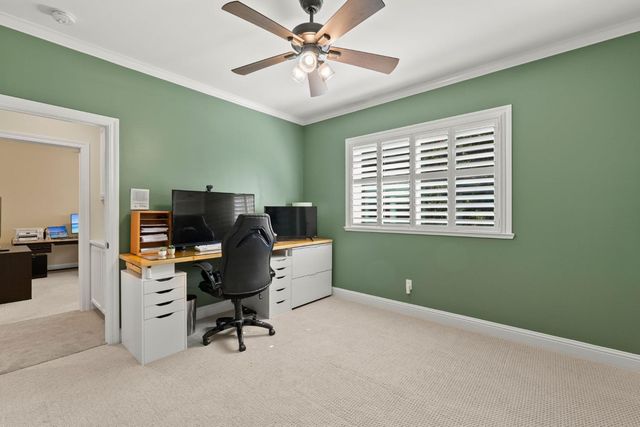 5101 Embassy Ln, Fair Oaks, CA 95628