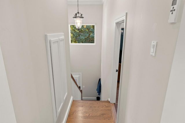 5101 Embassy Ln, Fair Oaks, CA 95628