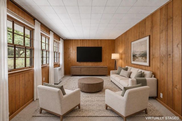 5918 South Hill Drive, Madison, WI 53705