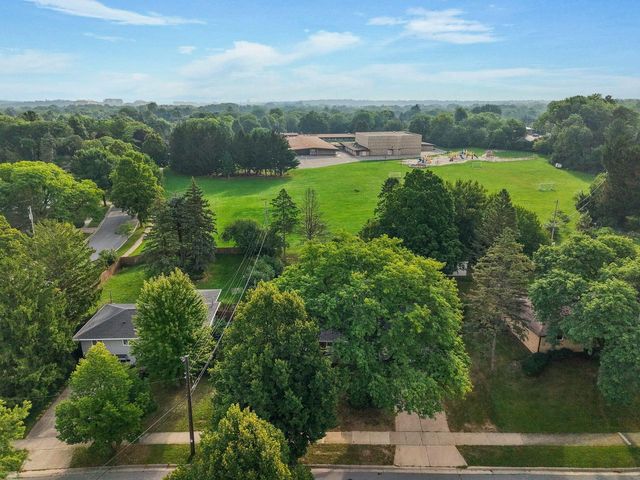 5918 South Hill Drive, Madison, WI 53705