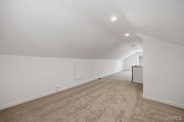 2435 Hartland Avenue, St Louis, MO 63114
