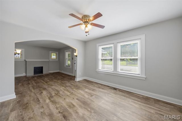 2435 Hartland Avenue, St Louis, MO 63114