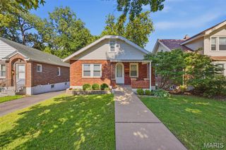 2435 Hartland Avenue, St Louis, MO 63114