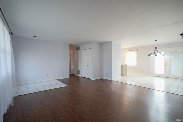 11 Eastland Drive, Lafayette, IN 47905