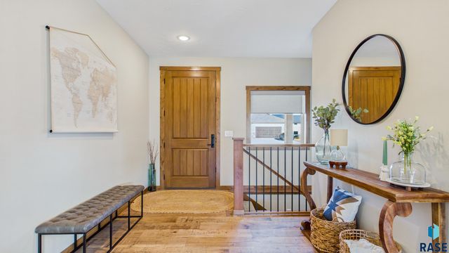 1505 W Legacy Dr Drive, Brandon, SD 57005