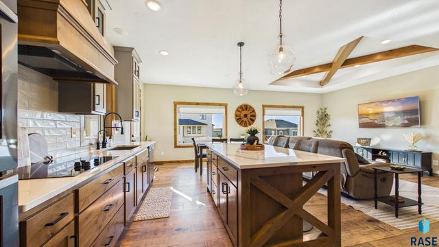 1505 W Legacy Dr Drive, Brandon, SD 57005