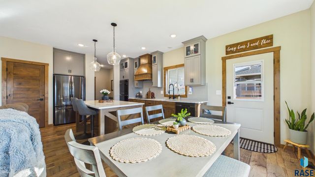 1505 W Legacy Dr Drive, Brandon, SD 57005