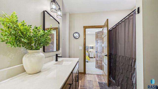 1505 W Legacy Dr Drive, Brandon, SD 57005