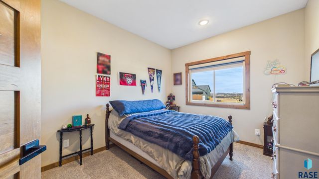 1505 W Legacy Dr Drive, Brandon, SD 57005