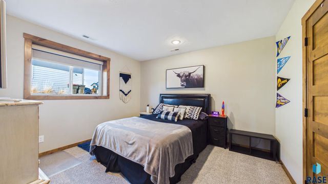 1505 W Legacy Dr Drive, Brandon, SD 57005