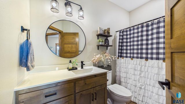 1505 W Legacy Dr Drive, Brandon, SD 57005