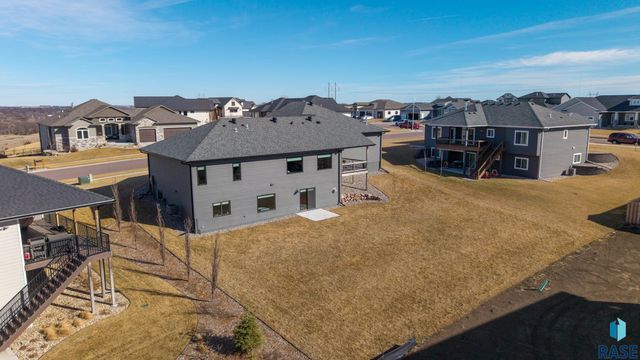 1505 W Legacy Dr Drive, Brandon, SD 57005