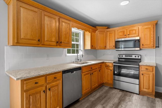 124 Levi Drive, Dalton, GA 30720