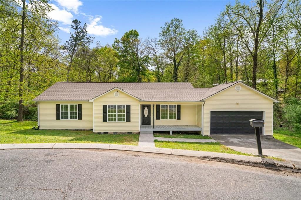124 Levi Drive, Dalton, GA 30720