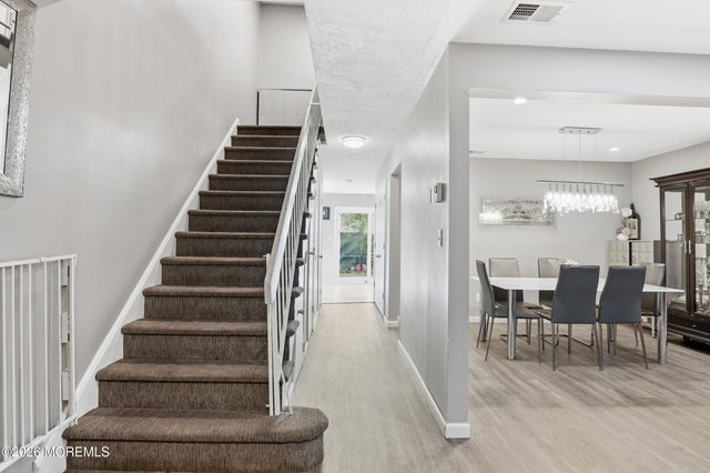 147 Stratford Place 5, Lakewood, NJ 08701