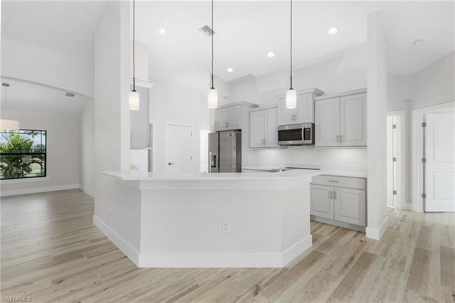 3613 NW 1st ST, Cape Coral, FL 33993