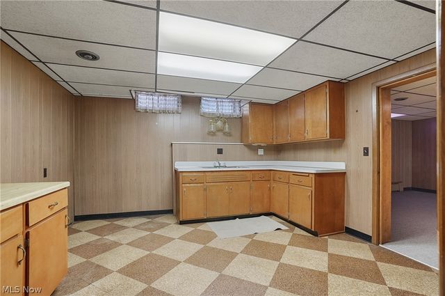 23501 Effingham Boulevard, Euclid, OH 44117