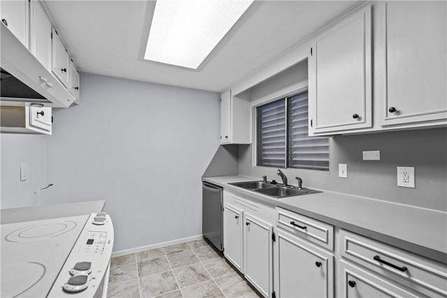 4025 Killarmet Dr, Corpus Christi, TX 78413