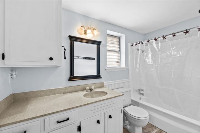 4025 Killarmet Dr, Corpus Christi, TX 78413