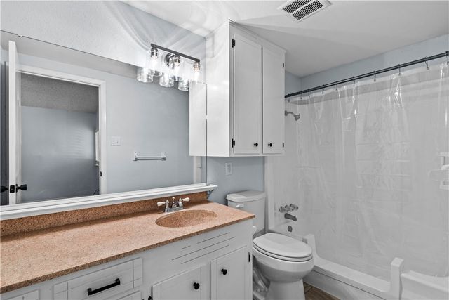 4025 Killarmet Dr, Corpus Christi, TX 78413