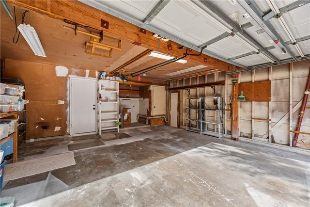 4025 Killarmet Dr, Corpus Christi, TX 78413