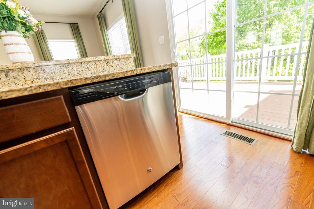 Image 21 of property listing at 8609 RED ROCK LN, Laurel, MD 20724