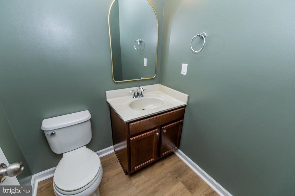 Image 27 of property listing at 8609 RED ROCK LN, Laurel, MD 20724