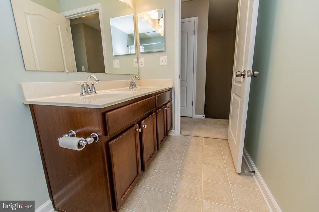 Image 49 of property listing at 8609 RED ROCK LN, Laurel, MD 20724