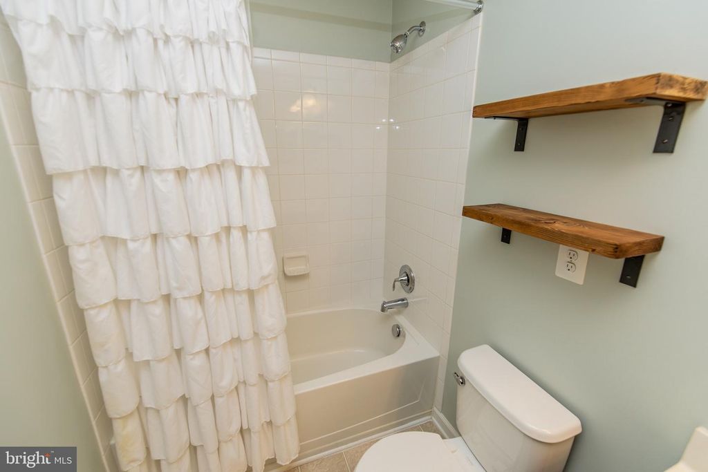 Image 52 of property listing at 8609 RED ROCK LN, Laurel, MD 20724